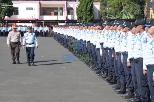 Kemenkumham Jabar Berikan Pembinaan Fisik, Mental dan Disiplin kepada Ratusan Petugas