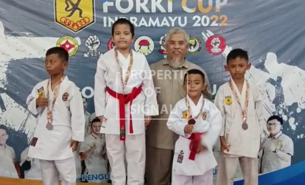 SD IT Al-Irsyad Dermayu Raih Belasan Medali di Forki Cup 2022