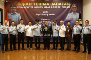 Kakanwil Kemenkumham Jabar Pimpin Pergantian Kepala Kantor Imigrasi Cianjur