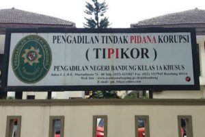 Majelis Hakim Pengadilan Tipikor Bandung Beri Putusan Terdakwa Korupsi Mamin Santri