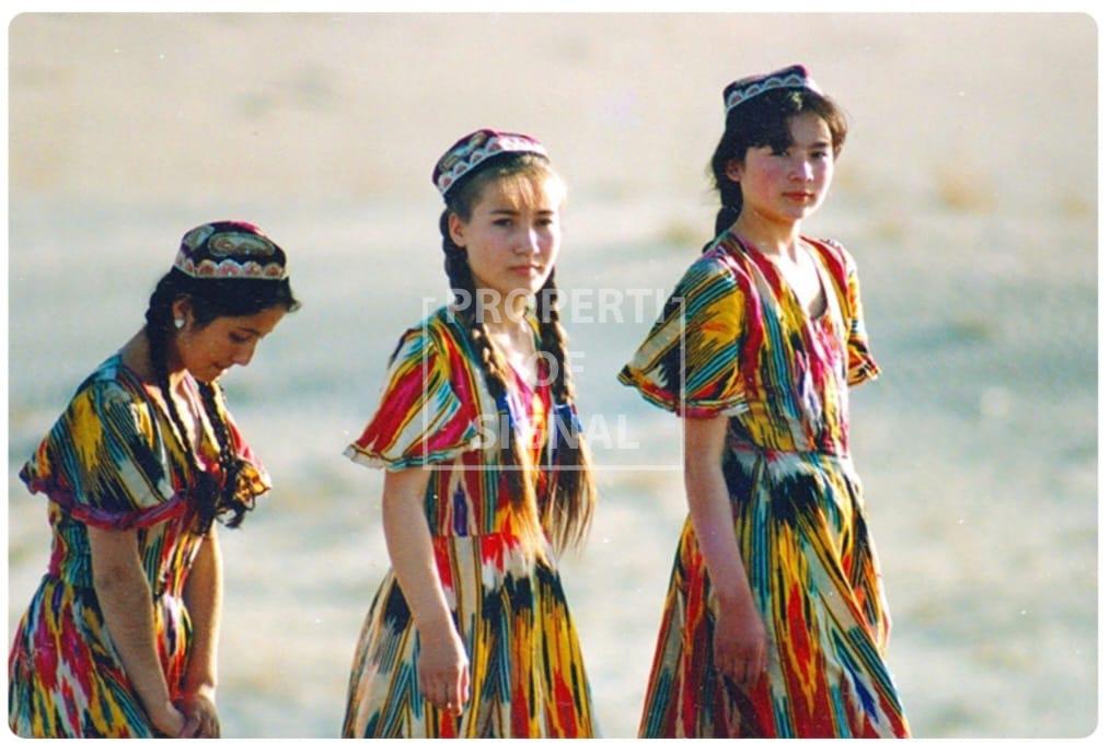 Mengenal Lebih Dekat Suku Uighur di China : Mayoritas Penduduknya Muslim dan Mempunyai Paras Cantik