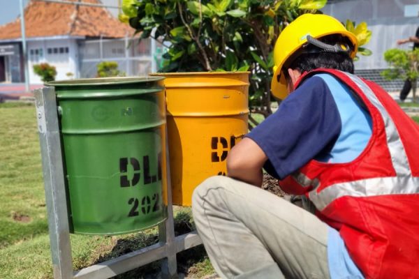 Mudahkan Pemilahan Sampah, Lapas Indramayu Sediakan Tempat Sampah Organik & Anorganik