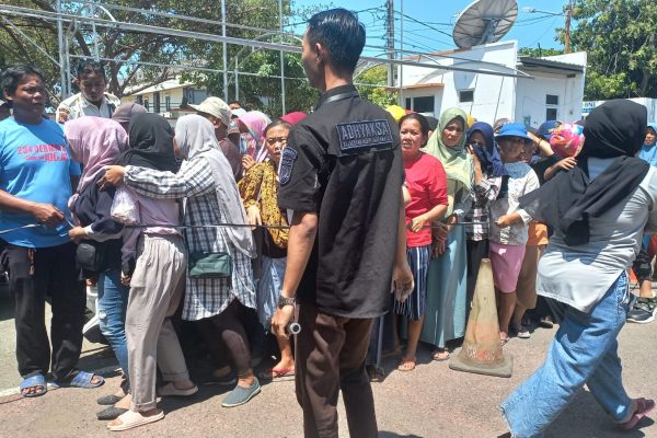 Harga Sembako Naik, Kejari Indramayu Buka Bazaar Murah Untuk Masyarakat