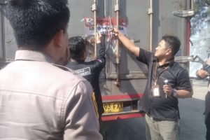 Surat Suara Tiba di Gudang Logistik, Desk Pilkada Lakukan Monitoring Pastikan Aman